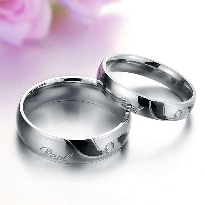 Personalized black diamond set titanium steel couple rings