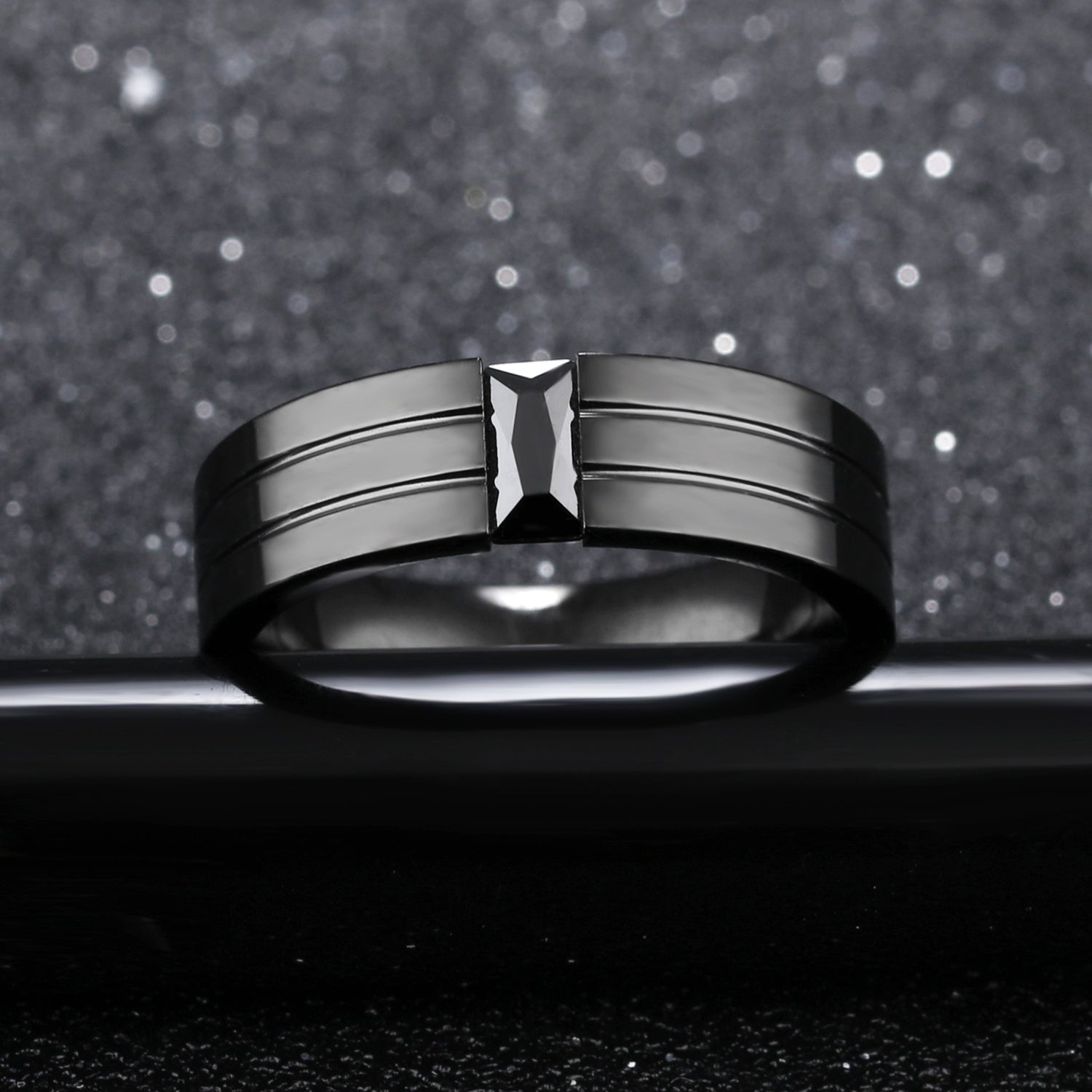 Personalized diamond inlaid titanium steel men's Ring Black zircon trendy men's ring